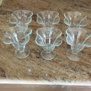 Set of Six Clear Glass Elegant Dessert and Fruit Dishes